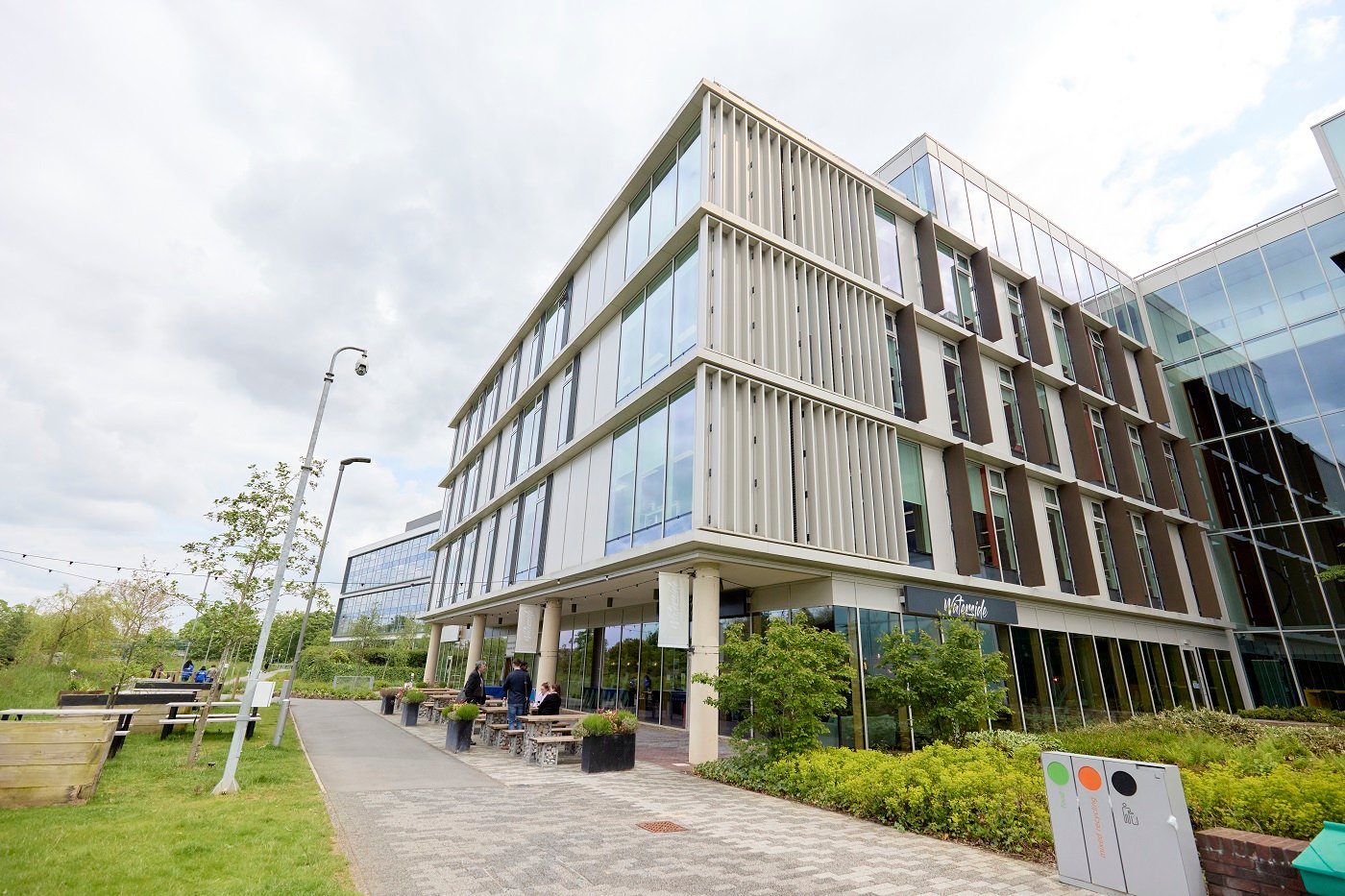 External view of Waterside restaurant on Waterside campus